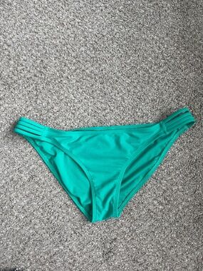 Body Glove swim bottoms